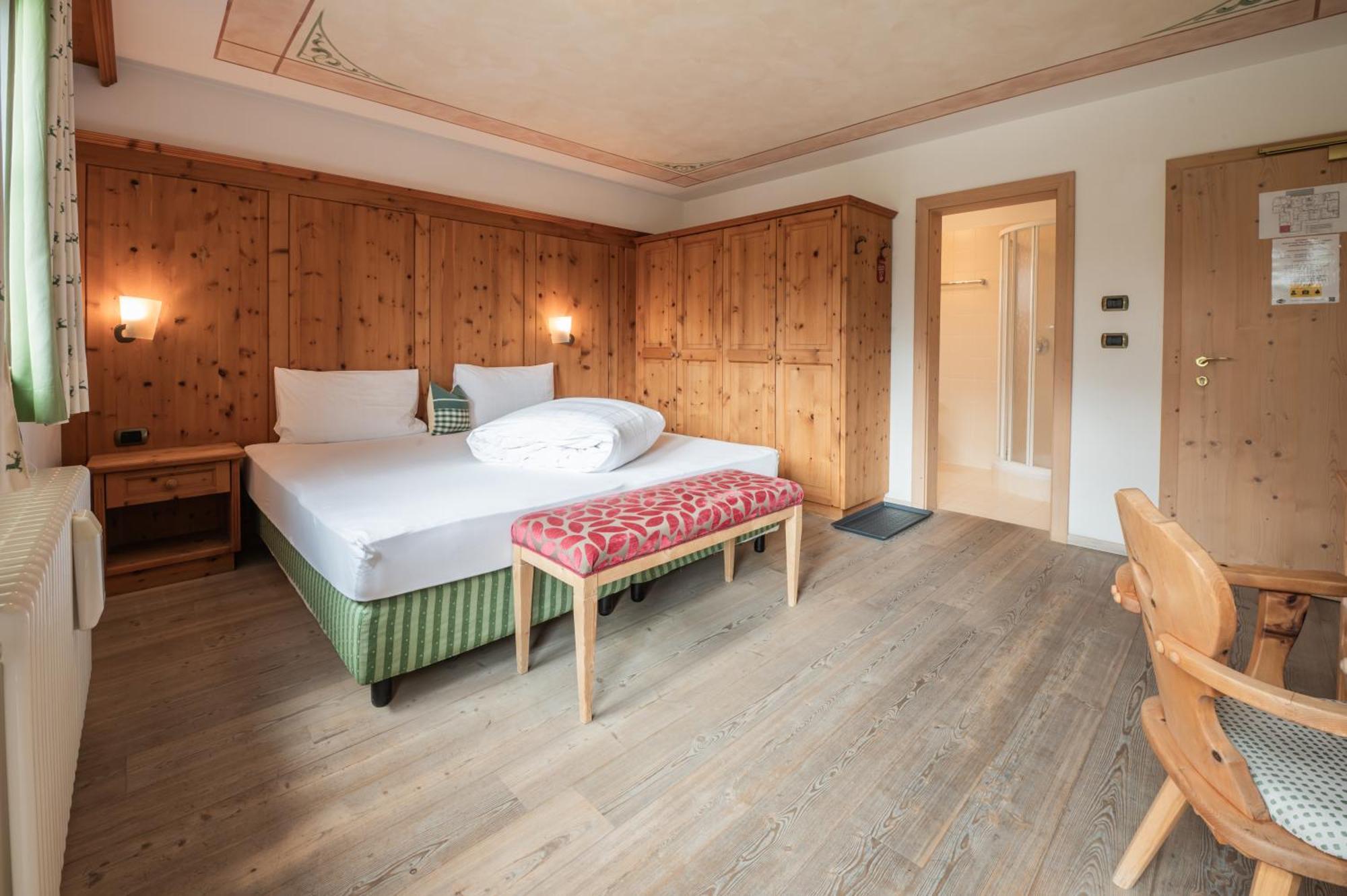 Uetia De Boerz Hotel San Martino in Badia Bilik gambar